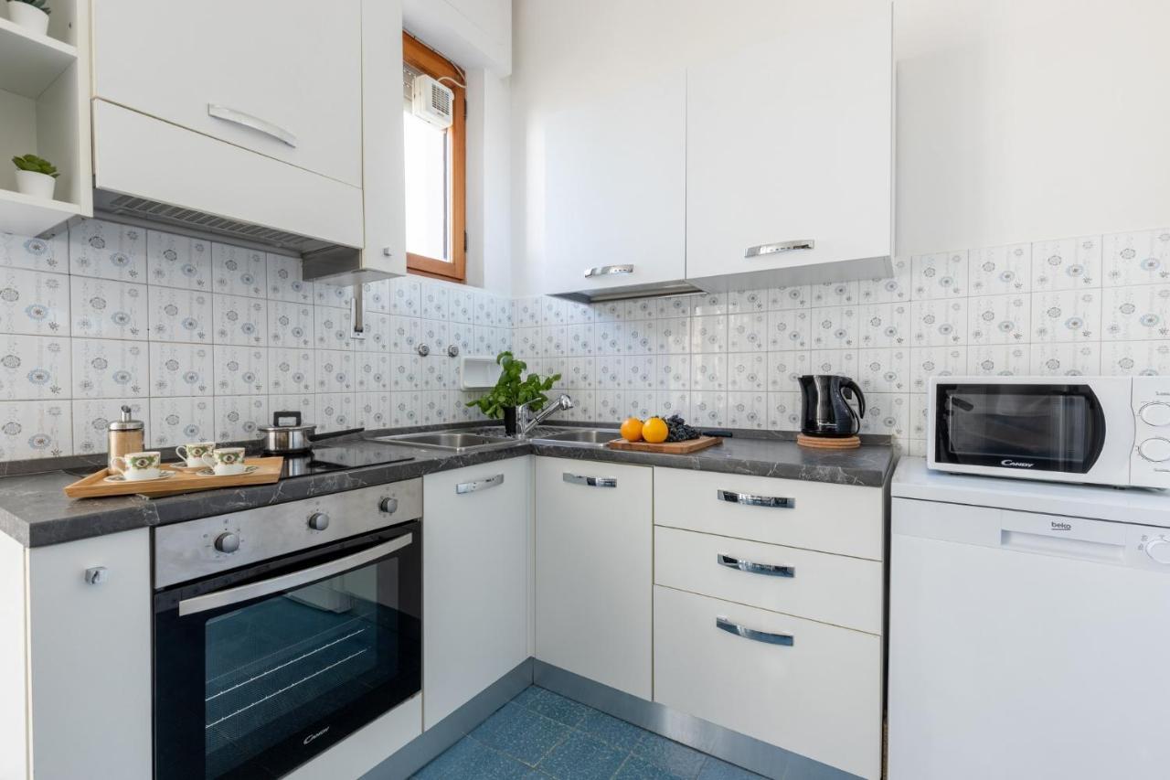 Pisa Quiet And Bright Flats With Balcony Apartment Exterior photo