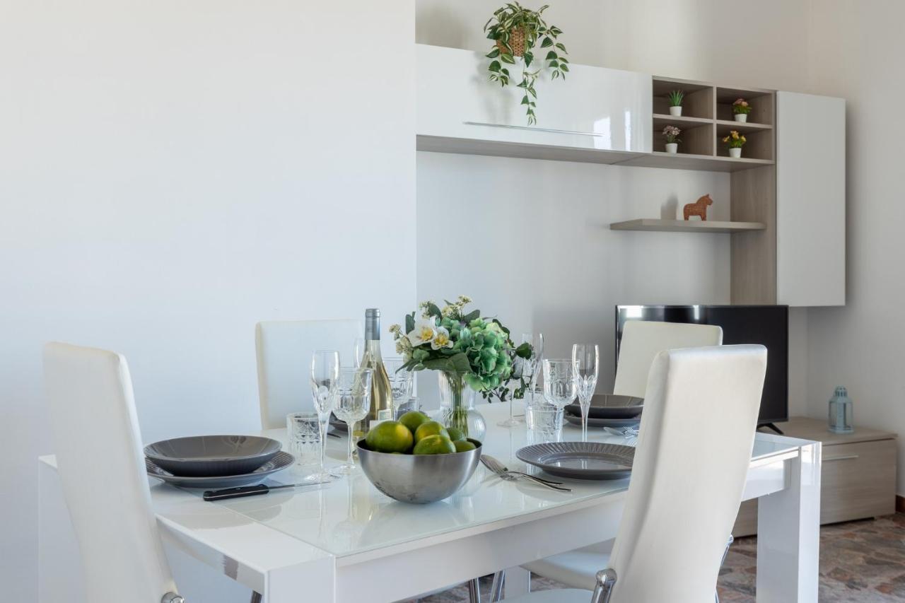 Pisa Quiet And Bright Flats With Balcony Apartment Exterior photo